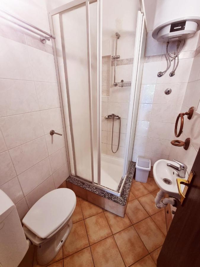 Apartments Nada Krk Town Exterior photo